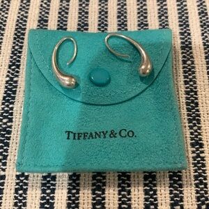 Tiffany and Co. Elsa Perreti  Tear Drop Earrings Silver